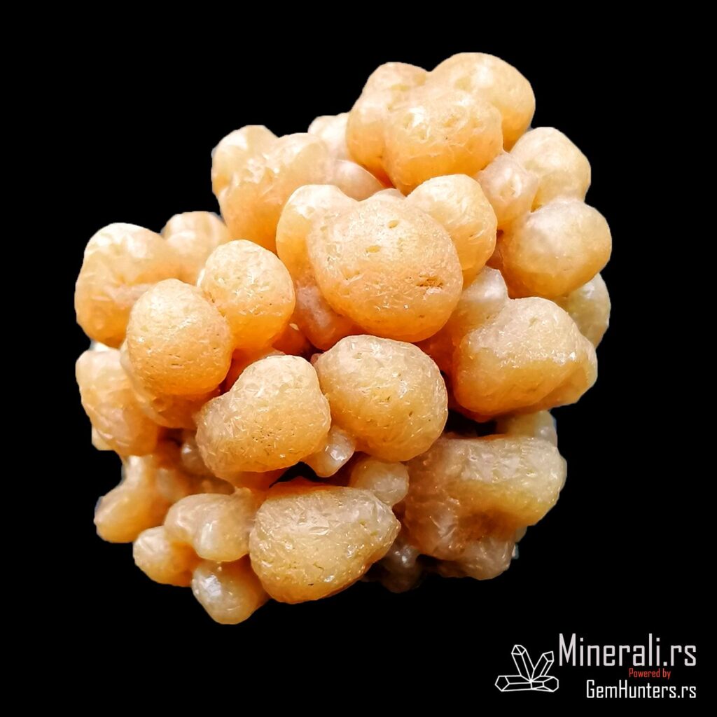 Narandžasti botrioidalni aragonit iz Lingtouping rudnika u Kini sa sjajnim površinama
